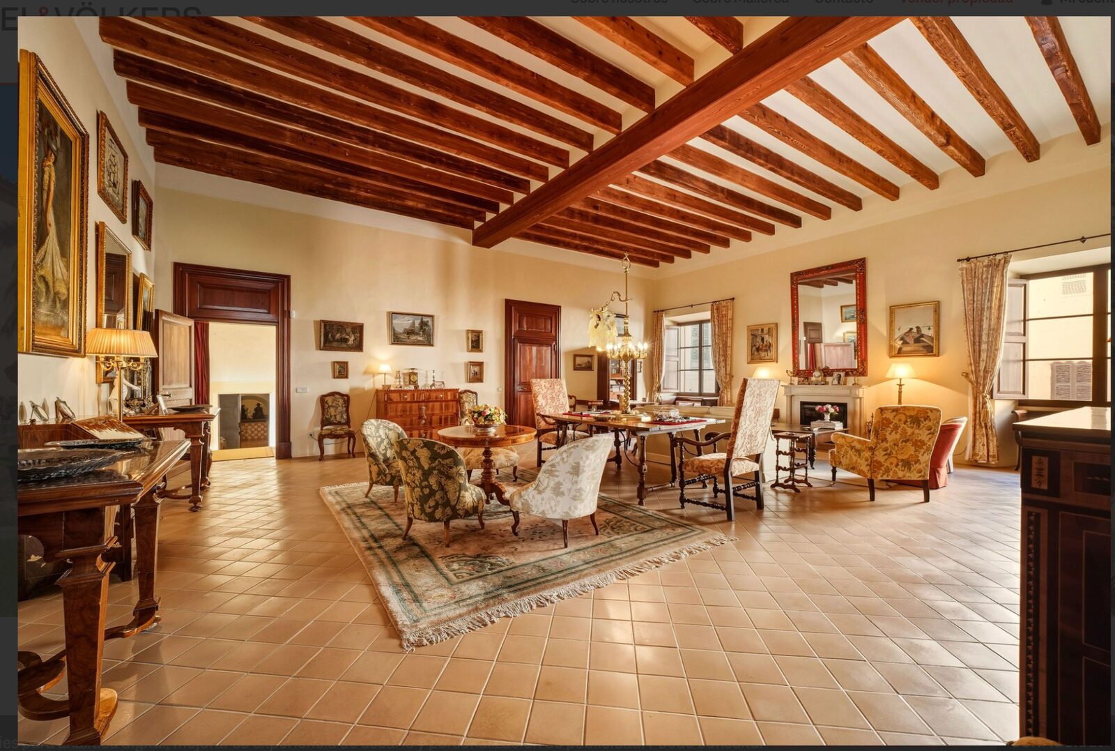 Salón del palacio, estado actual